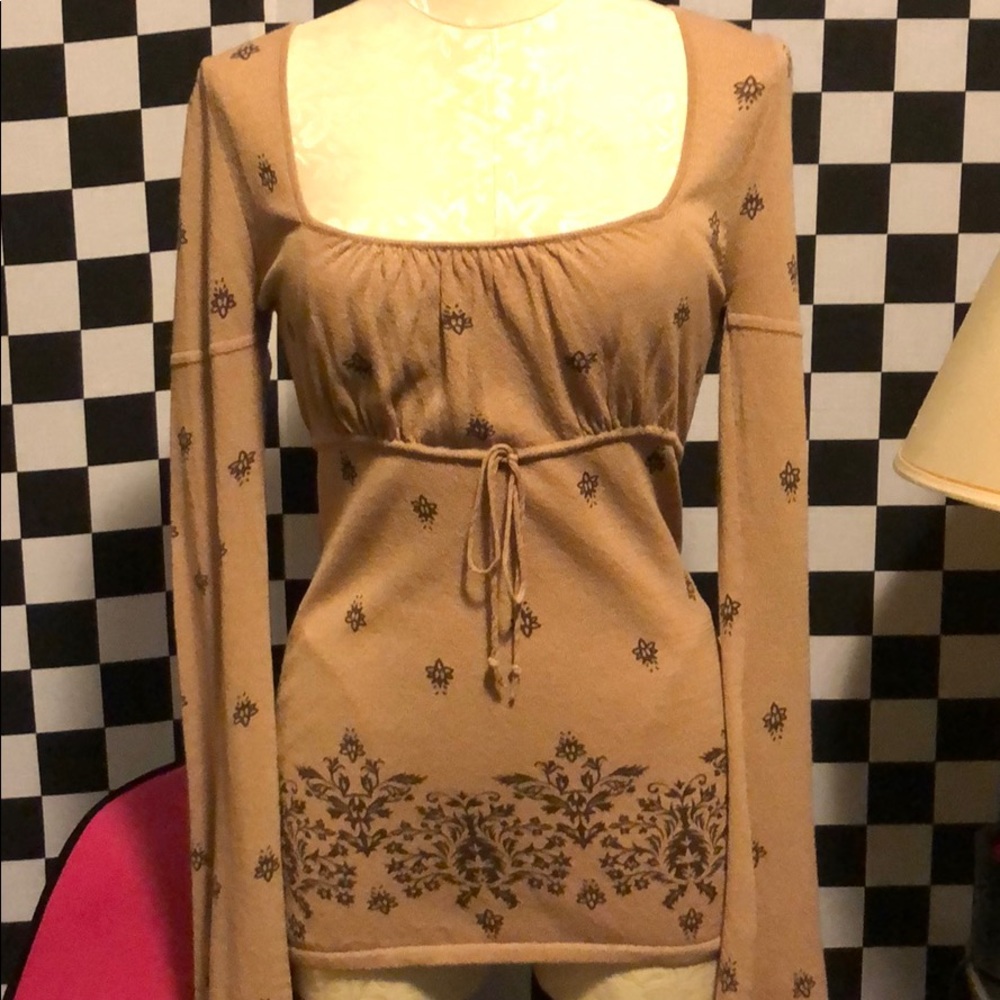 Bebe knit long sleeve.